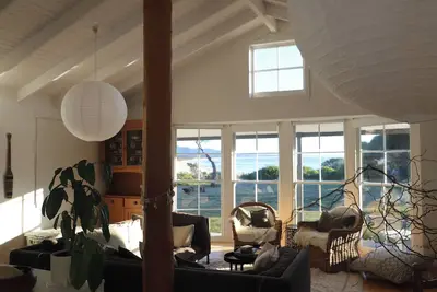 Image de White Shell Cottage | Wood fire & beachfront