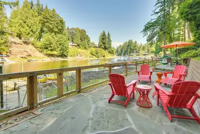 Image de Waterfront Gem on Lake Saint Clair w/ Private Deck