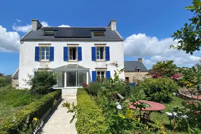 Image de Maison rénovée face à la mer pour 6 ou 7 personnes