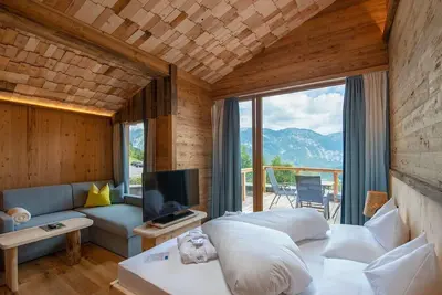 Image de Sky Suite Large, separate Wc and bath/shower (4-6 n. ) - Nature and Wellness Hotel