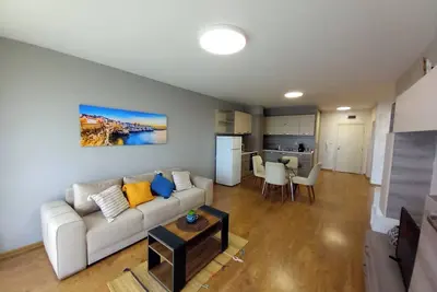 Image de Balchik Perla Apartament cu dotari complete si vedere la mare, 900 m de plaja.