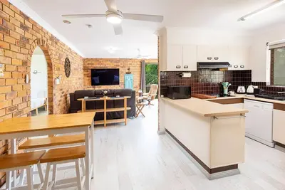 Image de Two Bedroom Torquay Esplanade Escape