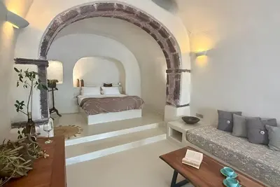 Image de Junior Cave House with Shared Garden and Plunge Pool