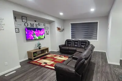 Image de 3-bedroom in Devonshire Cozy Haven