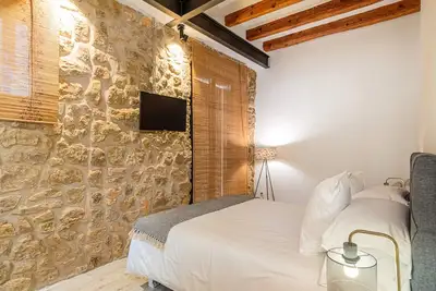 Image de Chambre d'hôtes 'Habitació' avec terrasse partagée, Wi-Fi et climatisation