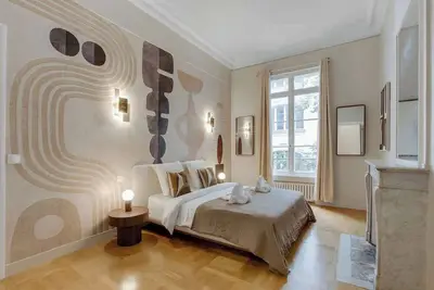 Image de Élégance & Confort Parisien – 4 personnes