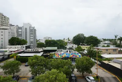 Image de 2nd Floor Takeover • 5 Units