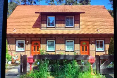 Image de Outskirts of Berlin. The Welsh Dragon. combine nature experience with proximity to the city.