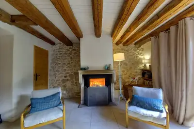 Image de Jardin d'apolline, maison de charme sur jardin clos