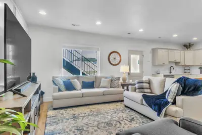 Image de Brand-new 2-bedroom apartment in beautiful Vineyard