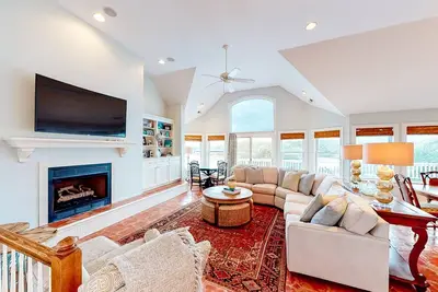 7br Golf Course View Dog Friendly | Private Pool