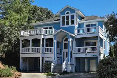 5br | Private Pool | Hot Tub | Sauna | Fireplace