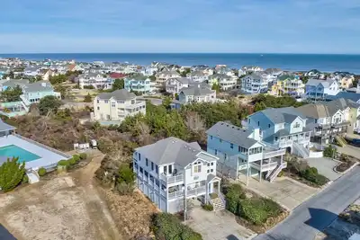 Stunning 6br | Pool | Hot Tub | Fireplace