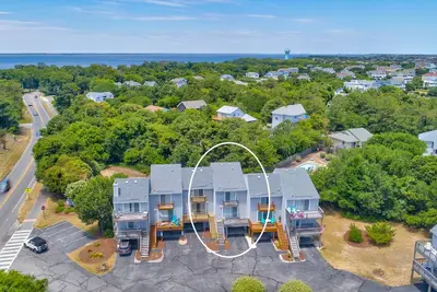 Image de 2br | Pool | Deck | Tennis | W/D