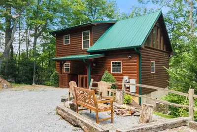 Image de Lacking for Nothing Cabin