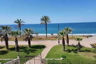 Image de . . . donde la Brisa y el Mar se encuentran al Atardecer 🌊🌅