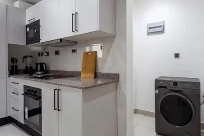 Image de Chic 2-bedroom apartment/ 2 units