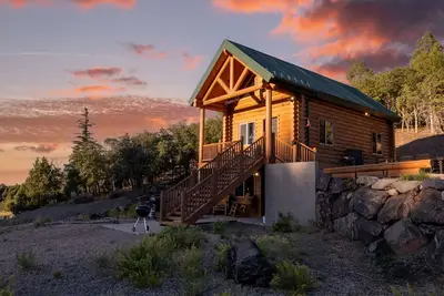 Image de Bryce and Zion middle point with Cowboy Hot tub