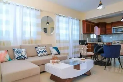 Image de Beautiful 2Bd/2bath apt W. Ac, Garage & roof top