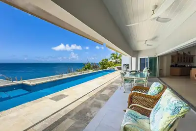 Image de Ocean’s Edge Villa - Cliffside 3Br Villa