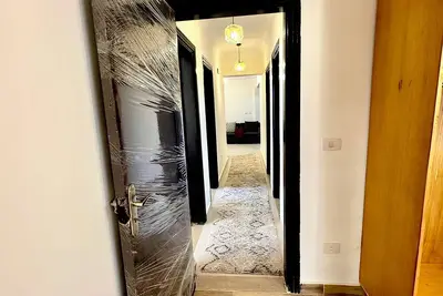 Image de Chic 2-bedroom apartment in wonderful El Sheikh Zayed City with Ac