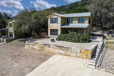 Image de Oasis Lodge #2 on the Frio