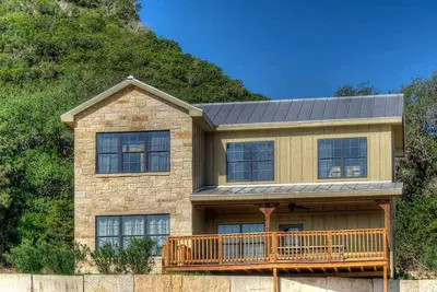 Image de Oasis Lodge #3 on the Frio