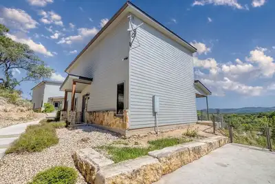 Image de River's Edge Lodge #2 on the Frio