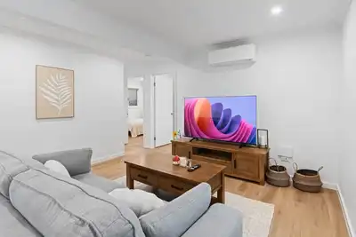 Image de Bright 3br Home| 2 Baths |Close to Cbd & Hospitals