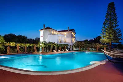 Image de Alluring Rhodes Villa | Villa Omega | 4br | Large Private Pool