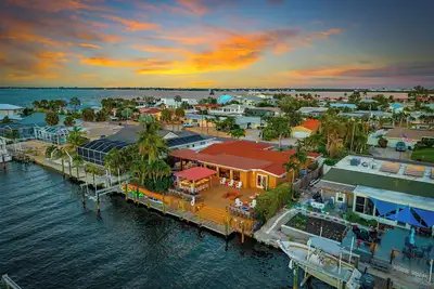 Image de New Waterfront | Heated Pool | Kayaks