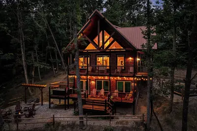 Image de New Luxury Cabin w/ Views*Private Pool*Game Room*Hot Tub