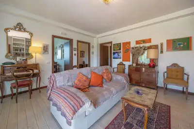 Image de Spacious apartment with all amenities within walking distance of Castiglione del Lago.