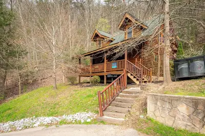 Image de Secluded Cozy Cabin w/ Hot Tub & Wooded Views