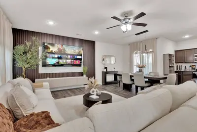 Image de Family Retreat with Private Patio