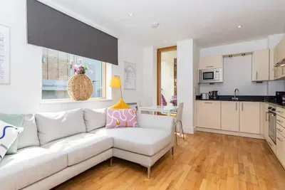 Image de Pass the Keys | Oxford Castle - City Centre Apartment + Balcony