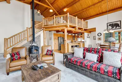 Sheafman Peaks Lodge