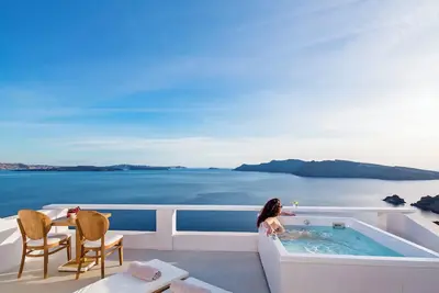 Image de Pure Bliss Villa with Outdoor Jacuzzi Tub with Sea & Caldera View