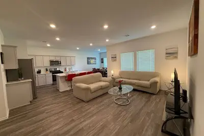 Image de Cozy Magnolia Retreat – 4br/3ba Family Home