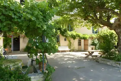 Image de Chambre d'hôtes 'Chambre' avec terrasse privée, jardin commun et Wi-Fi