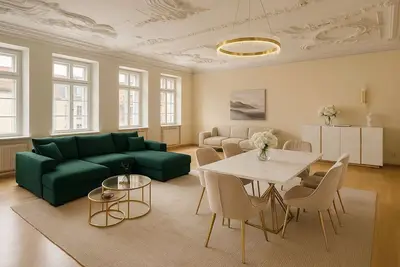 Image de DREAMZzz Suite with a view of the market square l center