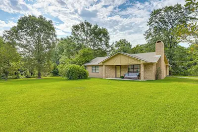 Image de Healthcare-Worker Hub 2 Mi to Texarkana Hospitals!