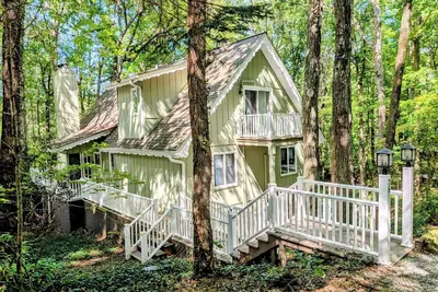 Image de Sky Valley's Secluded 3/3 Cottage Dog Friendly!