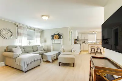 Image de 1 Mi to Wilson State Park: Harrison Home w/ Yard!