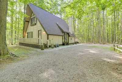 Image de Woodsy A-Frame Cabin w/ Lakes of the North Access