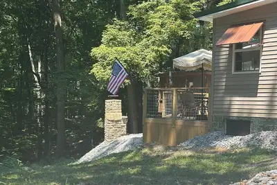 Image de Charming Treehouse Haven located near Lake Barkley. Close to Turkey Bay & ramp