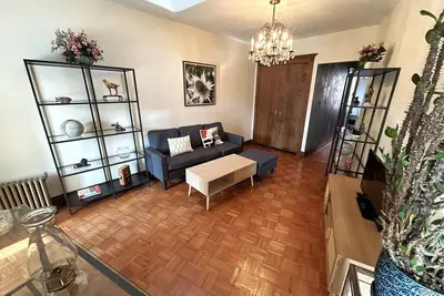 Image de Stylish 2br, Steps to Prospect Park!