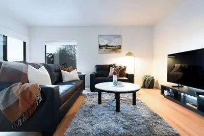 Image de Elegant City-Edge Home Near Launceston Hospital