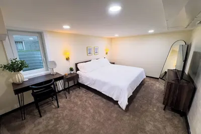 Image de The Grove at Clay House - Charming 1br Apartment in Denver's Sunnyside