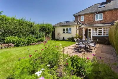 Image de The Garden Flat at Jacobs Pond near Monksilver